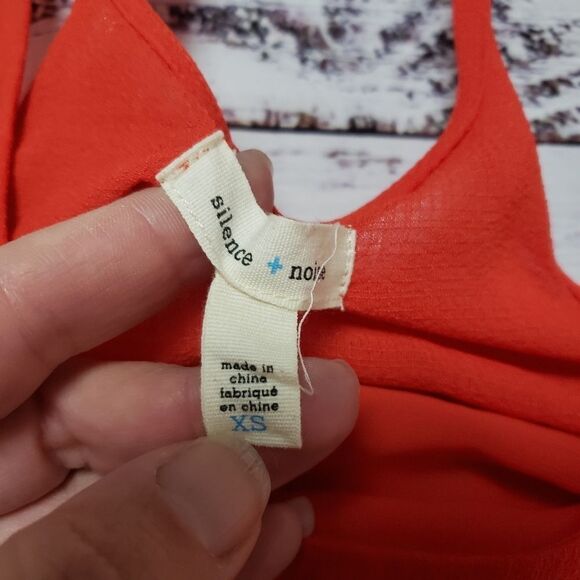 Silence & Noise Dress Cold Shoulder Short Shift Dress (Urban Outfitters) - Picture 3 of 10